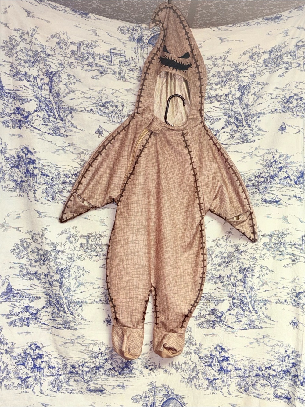 Oogie boogie Hooded Halloween Christmas Costume Beige Infant 12-18 Months